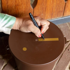Kentucky Horsewear Bucket with Lid