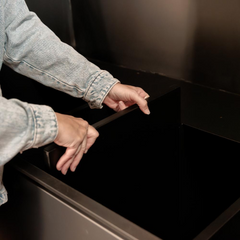 Kentucky Horsewear Aluminium Horse Feed Bin With Wheels