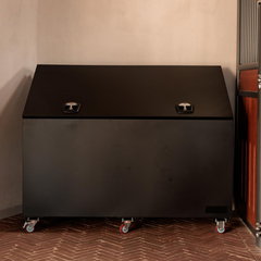 Kentucky Horsewear Aluminium Horse Feed Bin With Wheels