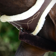Kentucky Horsewear Sheepskin Anatomic Girth