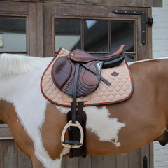 Kentucky Horsewear Saddle Pad Onion Quilt Neon Leather Jumping