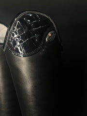 Tricolore Salentino 02 Smooth Black w/ 3 Crystals - In Stock