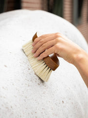 LeMieux Artisan Deep Clean Dandy Brush Brown