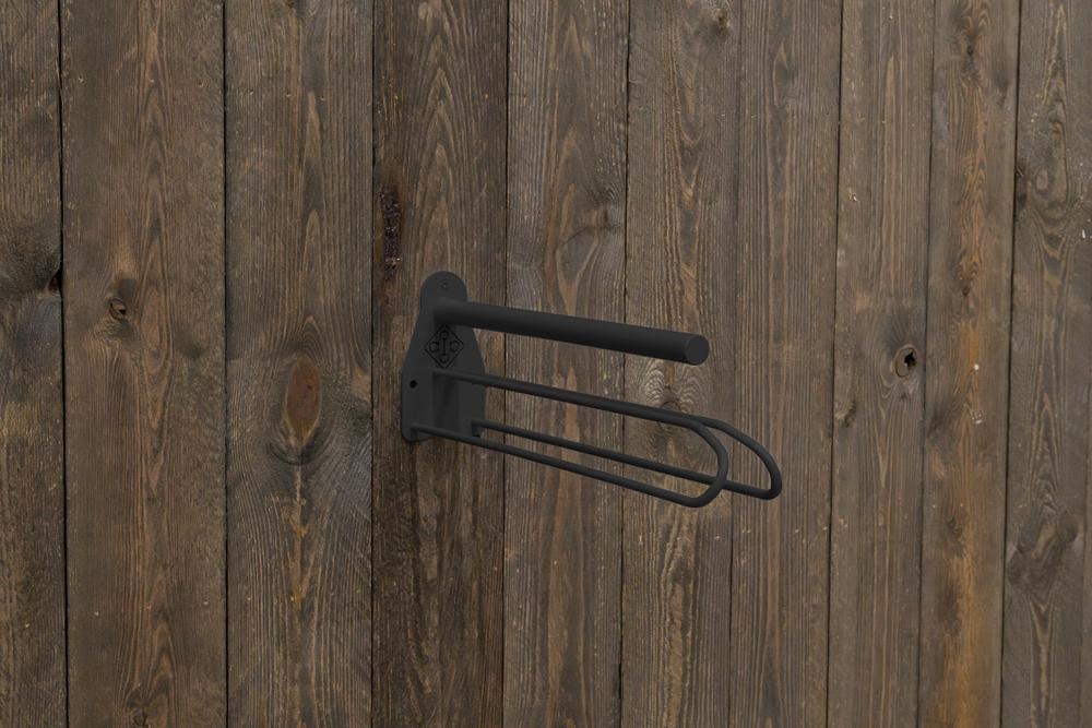 Kentucky Horsewear Saddle Rack metal with saddle pad holder