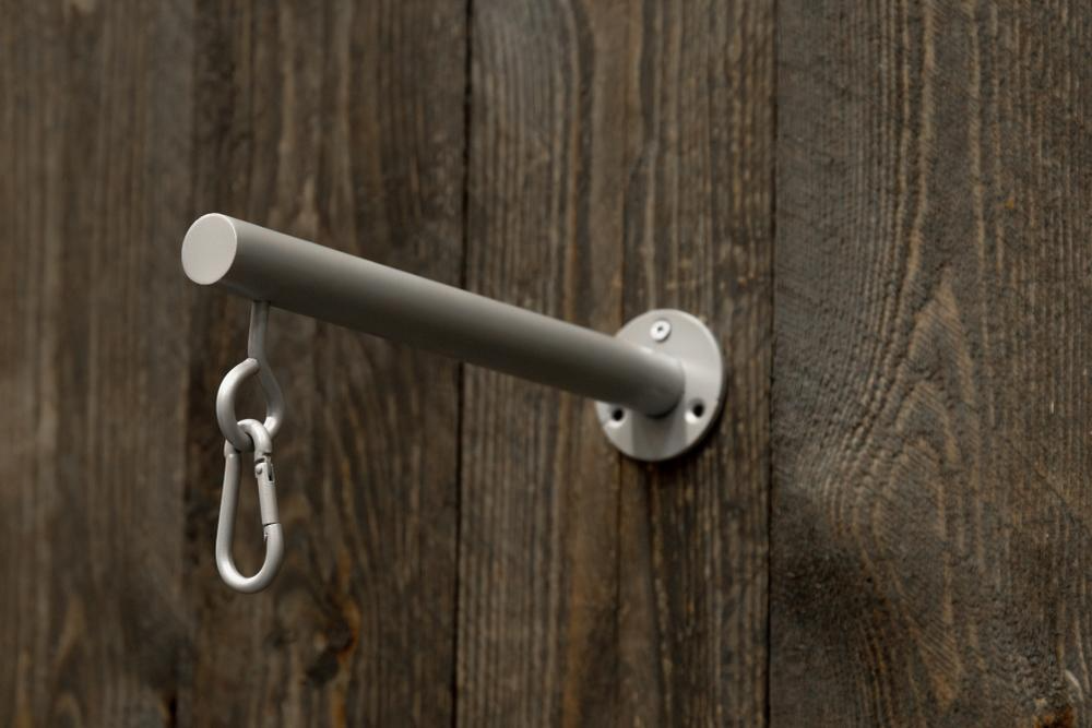 Kentucky Horsewear Bridle Hook 4 prong with wall attachment