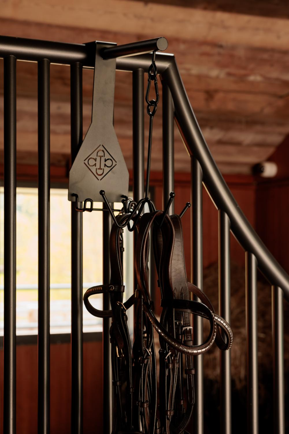 Kentucky Horsewear Bridle Hook 4 prong with hook attachment