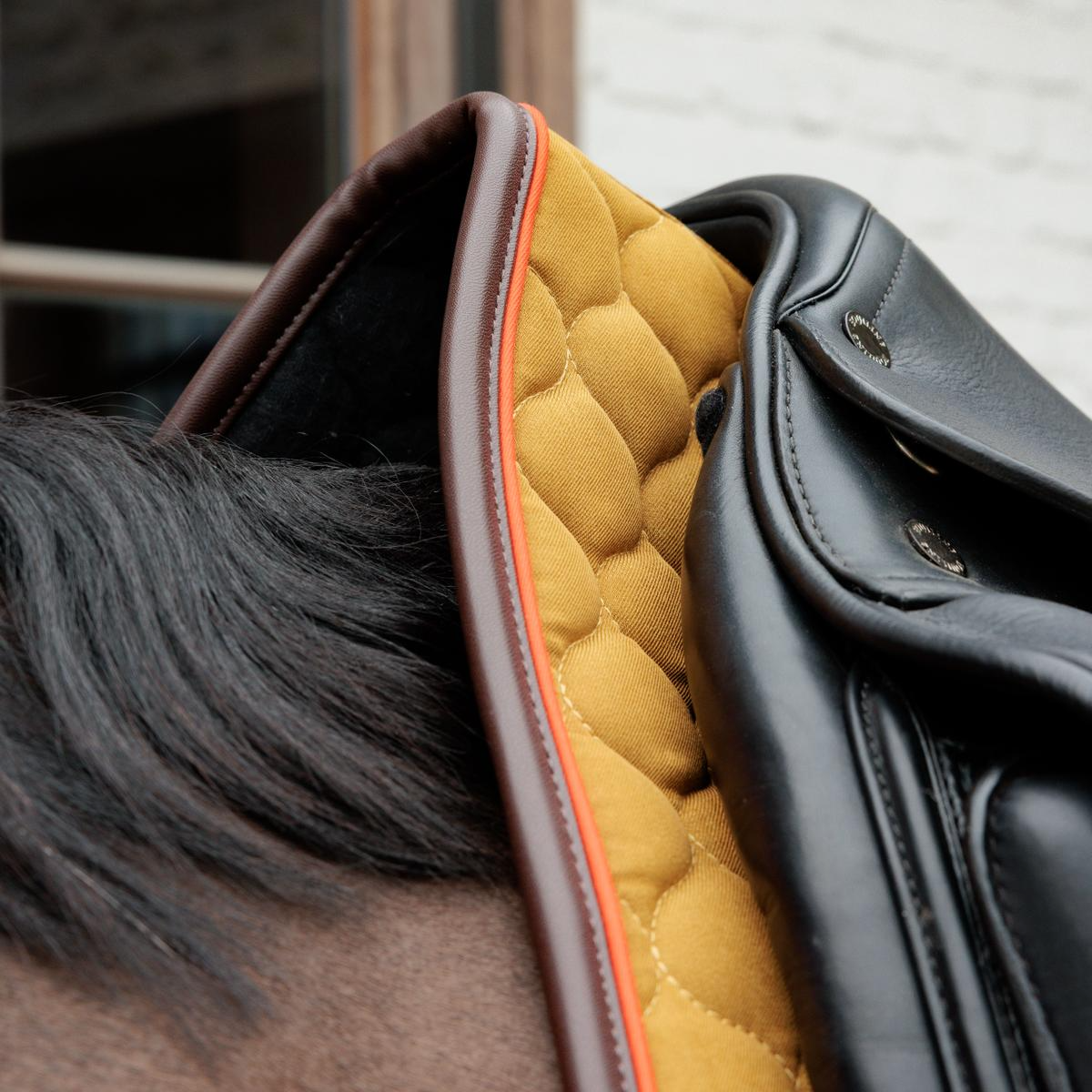 Kentucky Horsewear Saddle Pad Onion Quilt Neon Leather Dressage