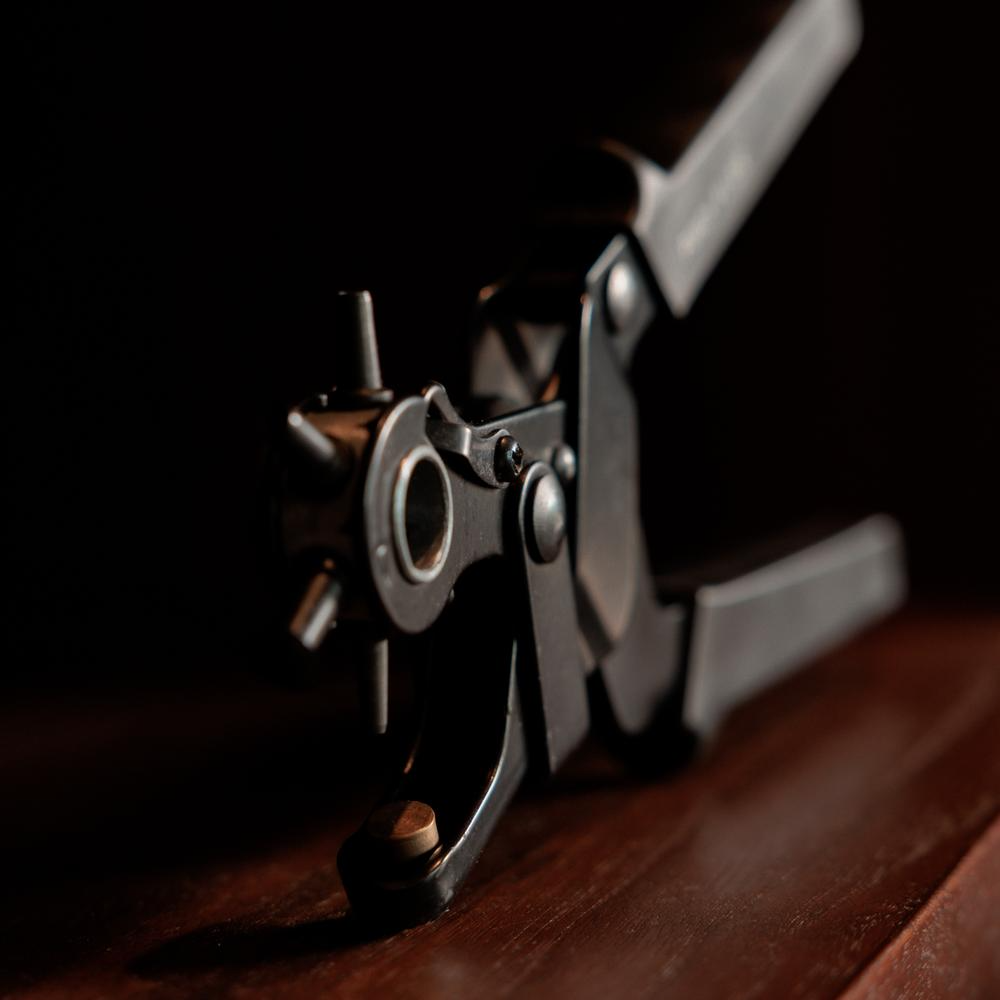 Kentucky Horsewear Leather Punch Extra Strong