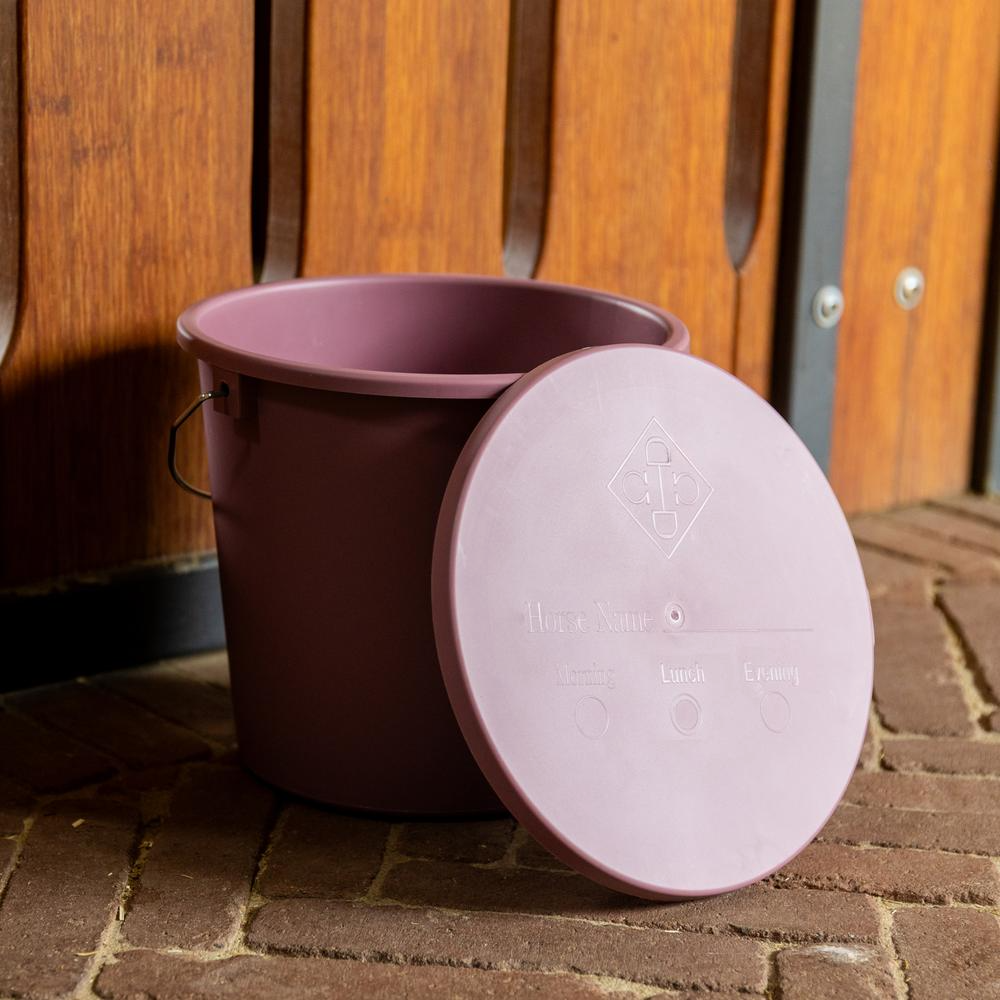 Kentucky Horsewear Bucket with Lid