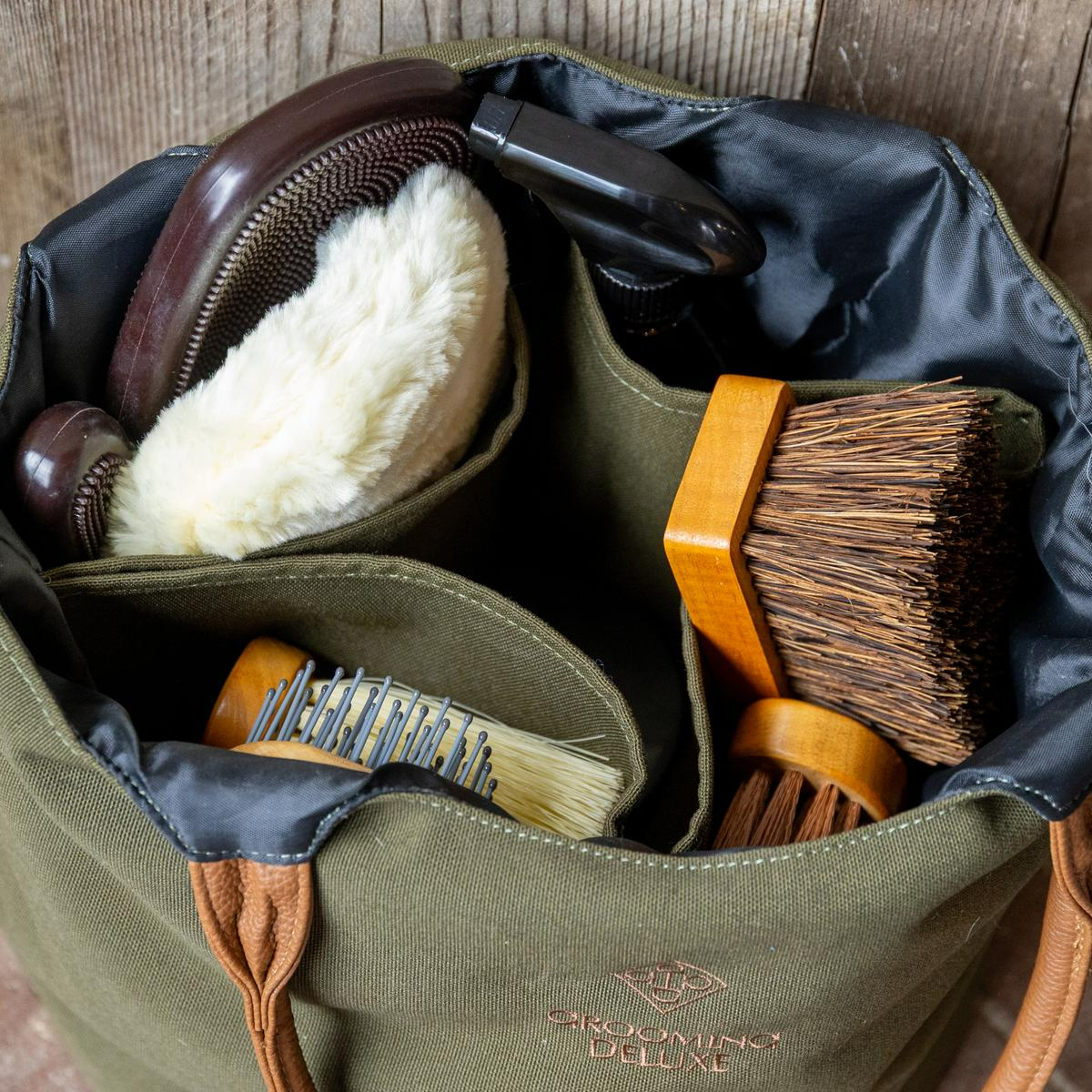 Grooming Deluxe Grooming Bag Canvas