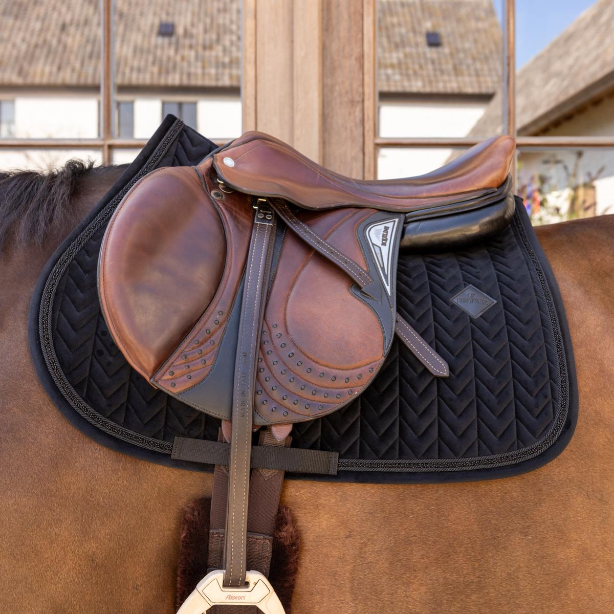 Kentucky Horsewear Saddle Pad Velvet Mini Pearls Jumping