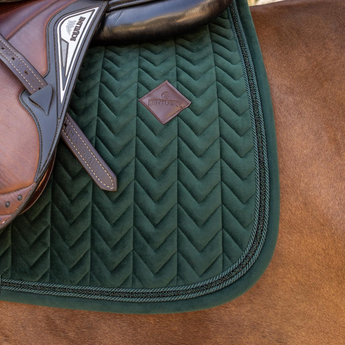 Kentucky Horsewear Saddle Pad Velvet Mini Pearls Jumping