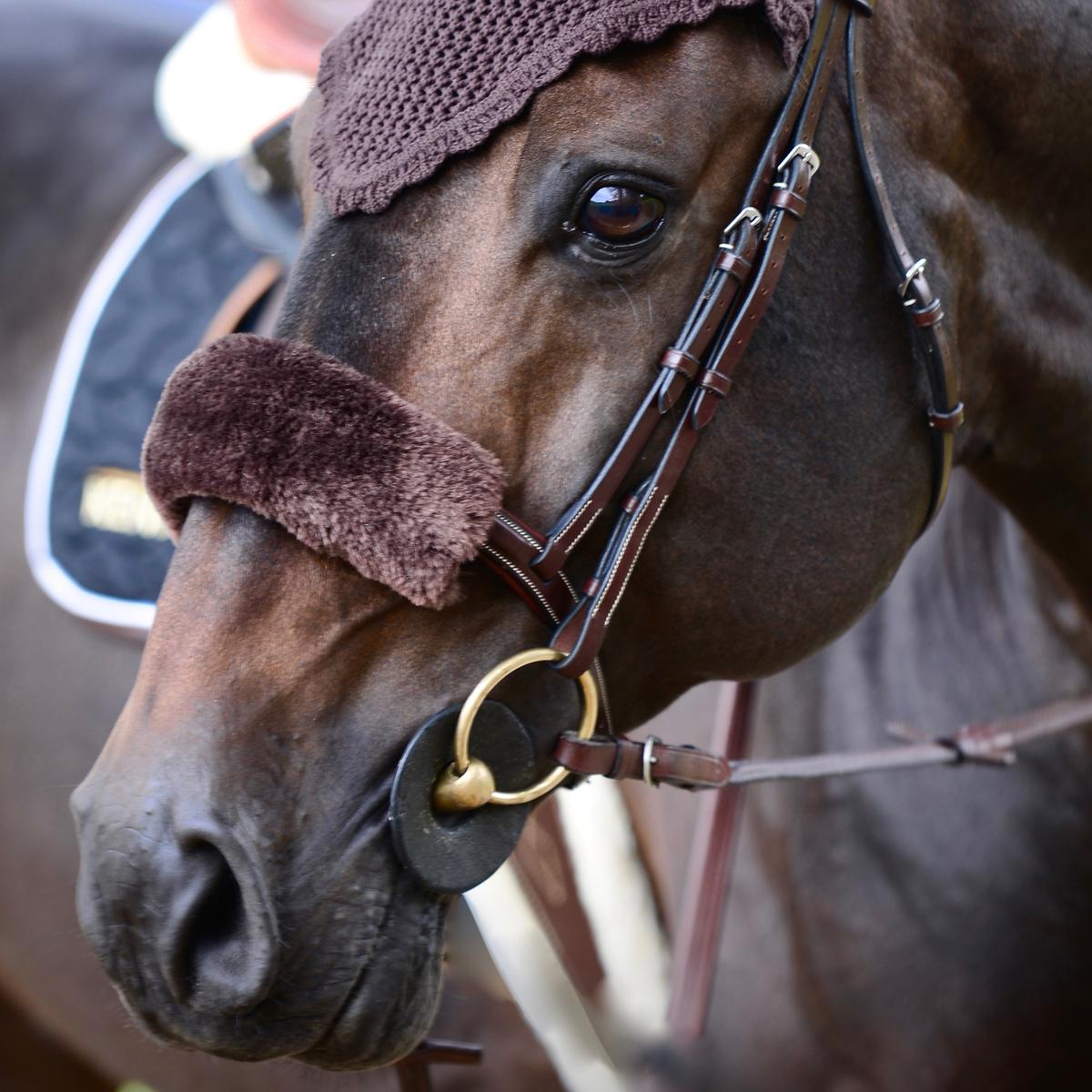 Kentucky Horsewear Sheepskin Noseband Cover