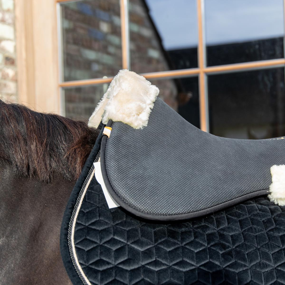 Kentucky Horsewear Sheepskin Half Pad Anatomic Absorb