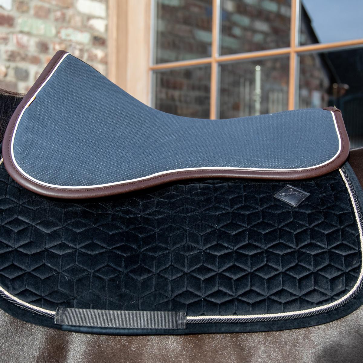 Kentucky Horsewear Half Pad Anatomic Absorb
