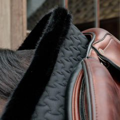 Kentucky Horsewear Saddle Pad Fake Fur Plaited Quilt Jumping