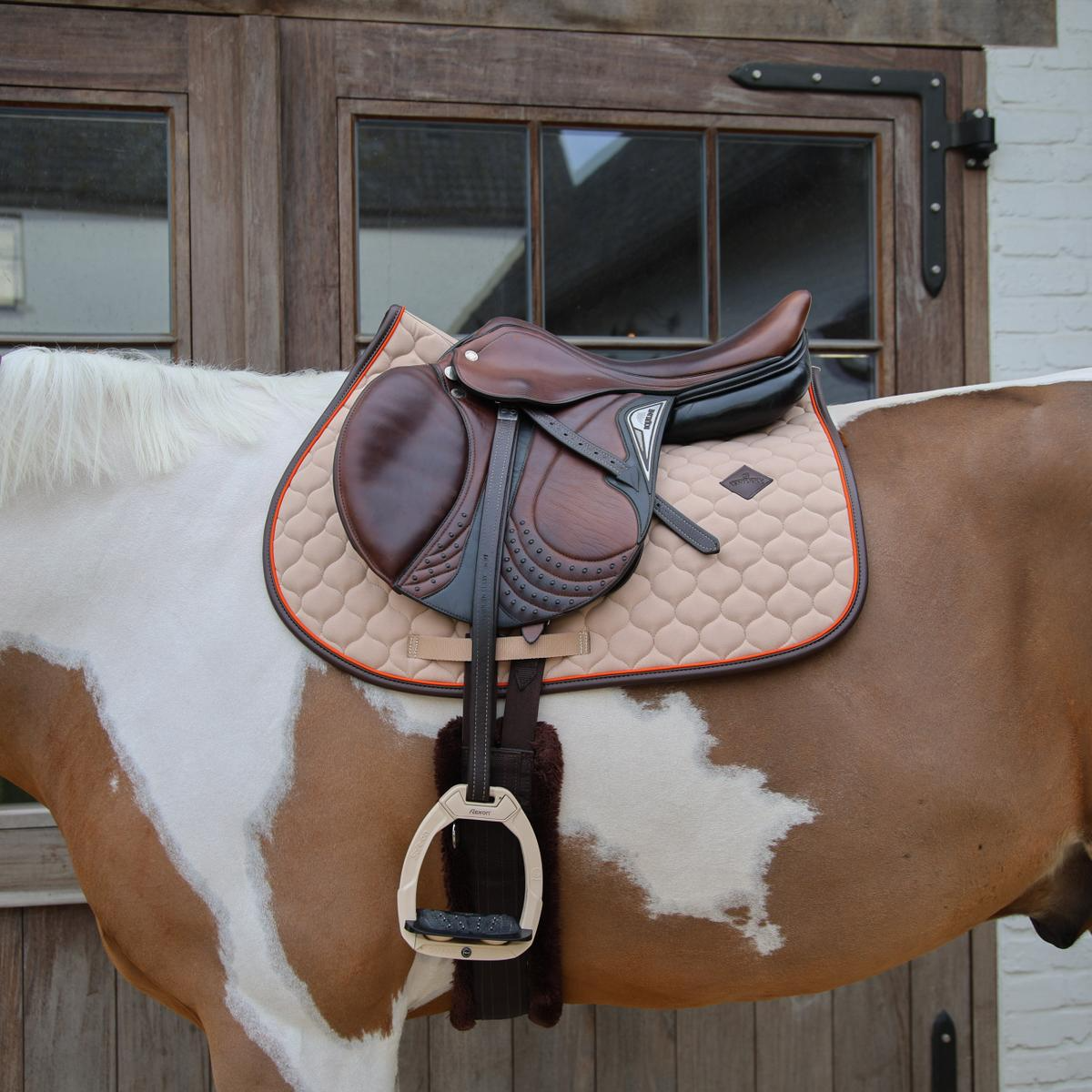 Kentucky Horsewear Saddle Pad Onion Quilt Neon Leather Jumping