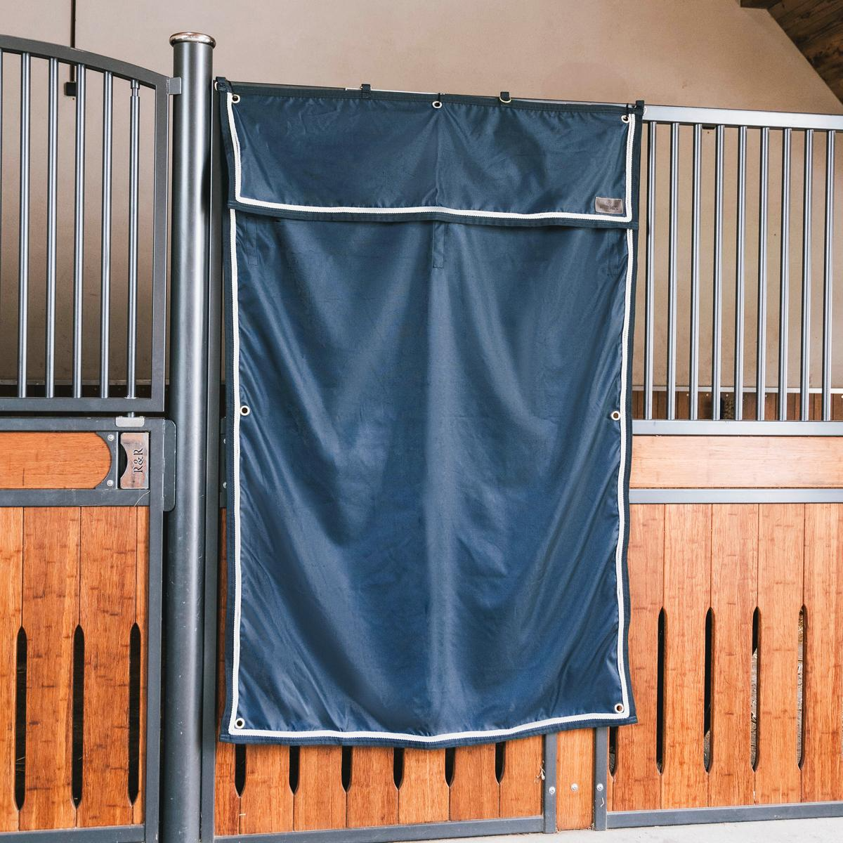 Kentucky Horsewear Stable Curtain Waterproof Classic