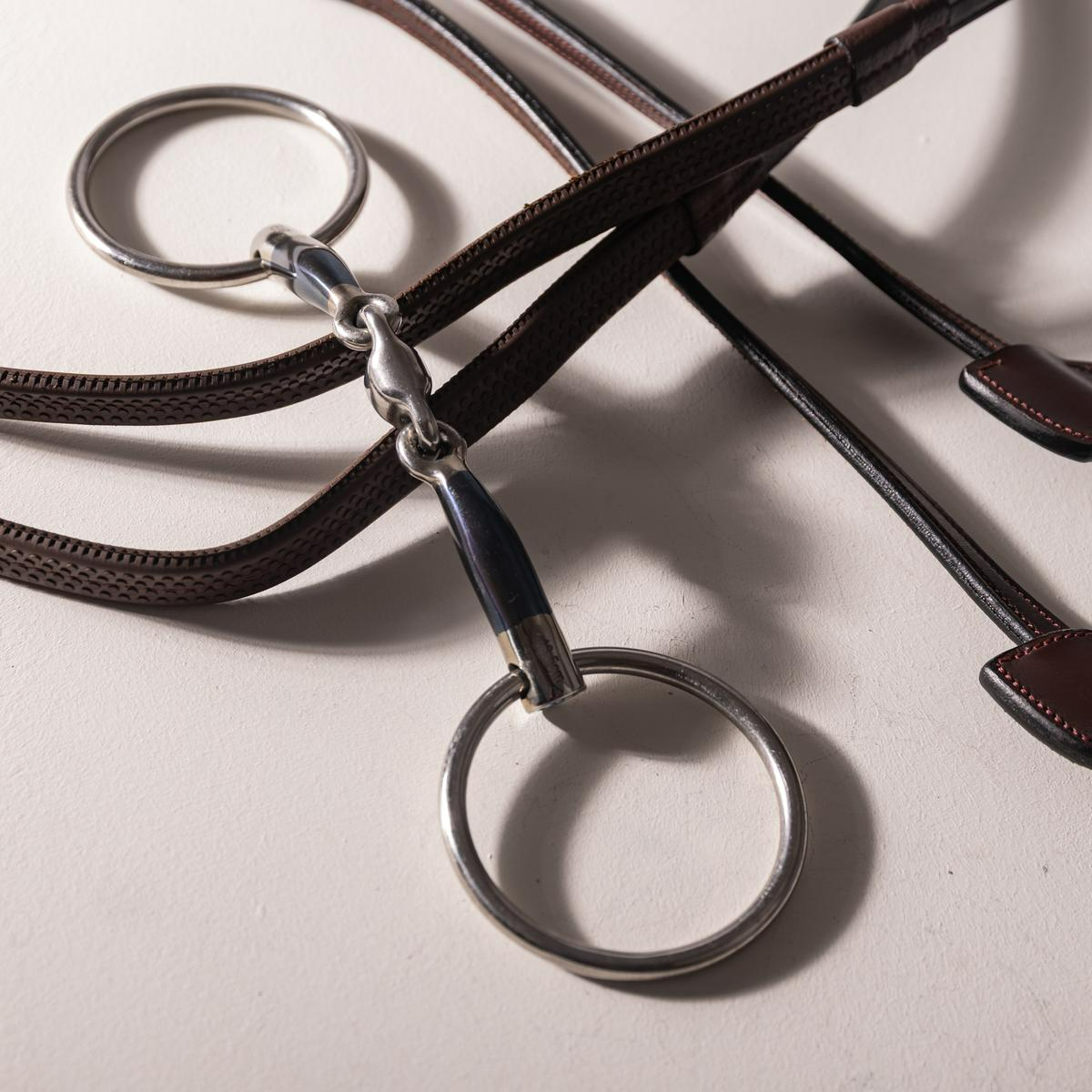 Velari Snaffle Double Jointed Loose Ring Sweet Iron