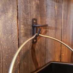 Grooming Deluxe Bucket Holder Screw in Hook Matt
