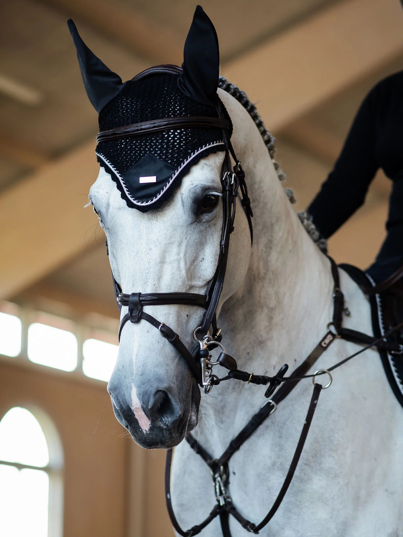 Equestrian Stockholm Fly Hood Black Edition