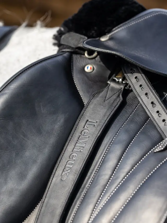 LeMieux Vector Pro Stirrup Leather