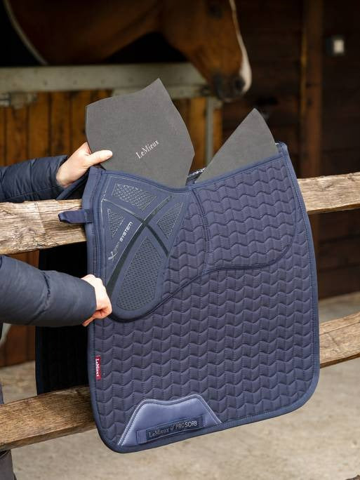 Lemieux ProSorb Plain 2 Pocket Dressage Square