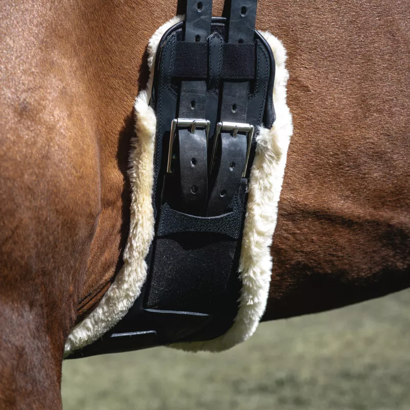 Devoucoux Makila girth with artificial sheepskin lining