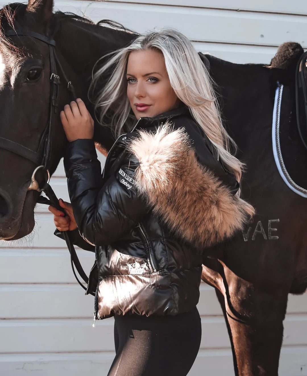 Queen Equestrian Queen Puffer Jacket Black